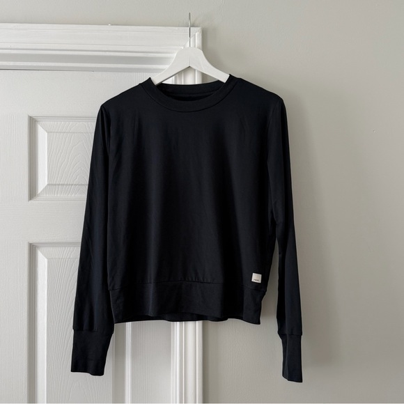 NEW Vuori Daydream Crew - Medium - Picture 2 of 5